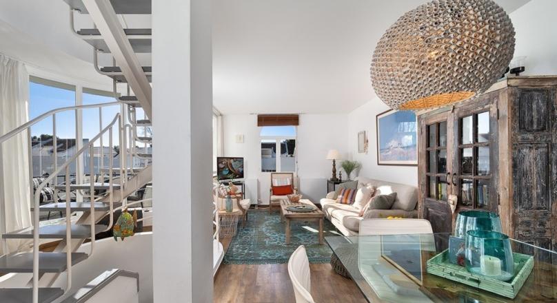 Sol de Mallorca. Light. Air. Ease. A terraced house in a quiet complex.