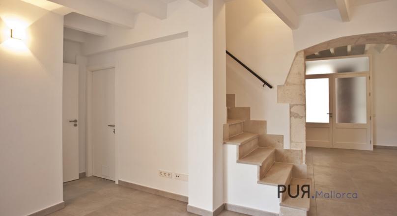 Town house. Completely renovated. Campanet. In the Tramuntana. Near Inca.