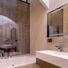 The old town in the old town. Very rare opportunity. Very good condition.