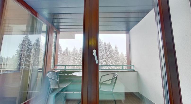 LUXury Class, The rustle of the wood fireplace, in the magic of nature