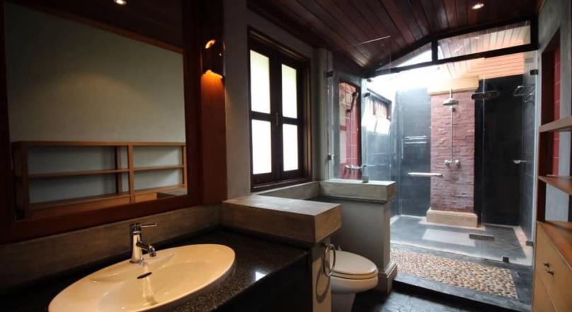 Pool villa for rent and sale