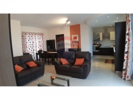 BIRZEBBUGA - New on the Market comes this Bright and Airy PENTHOUSE 