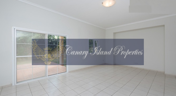 Vacant I Type 5 I 3 Bed I Meadows