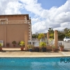 Stone house. 4 bedrooms. Very mallorquin. Euro 440,000, -. That's something to be proud of.