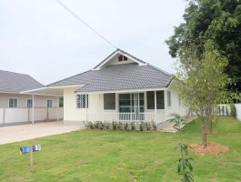 3 bedrooms · 2 bathrooms · House