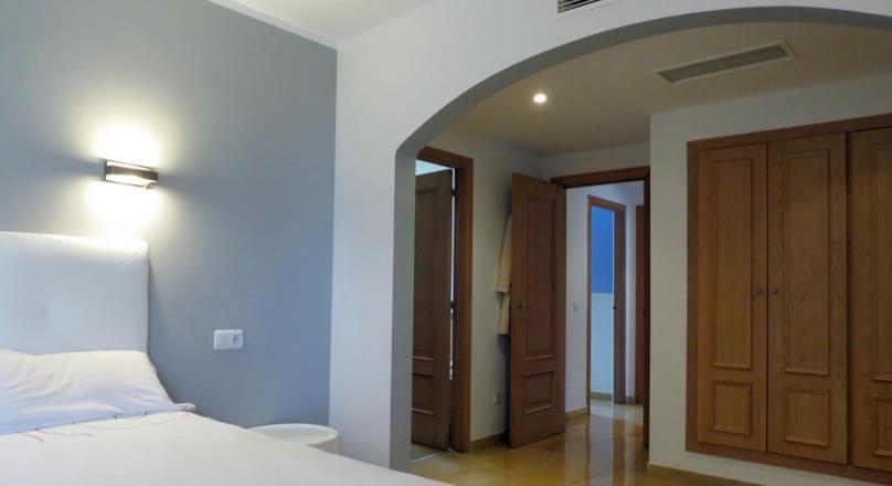 Santa Ponsa. Groomed. Bright. Generous floor plan. Your new apartment in Santa Ponsa.