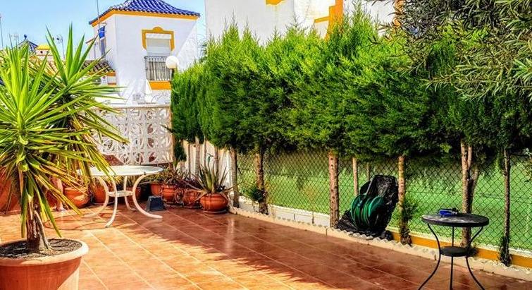 5811 CORNER TOWNHOUSE IN LOS ALTOS, TORREVIEJA
