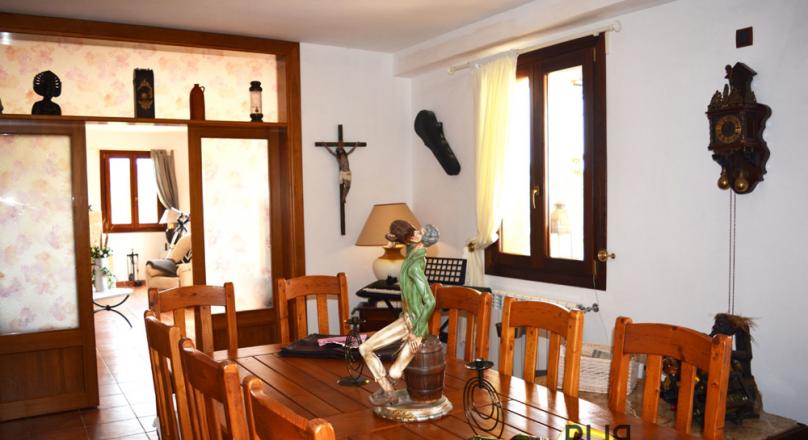 Sant Llorenc. Traditional finca. Mint condition. With a lot of space.