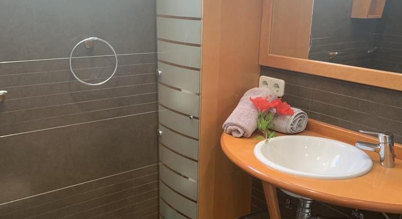 Not just for golf lovers. Santa Ponsa. Apartment. Quiet garden location.