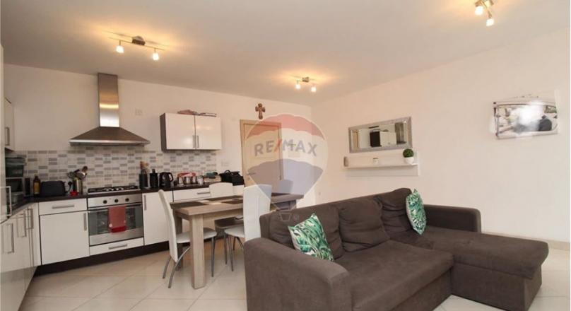 LUQA - APARTMENT THREE BEDROOM ( 79946999 ) !!