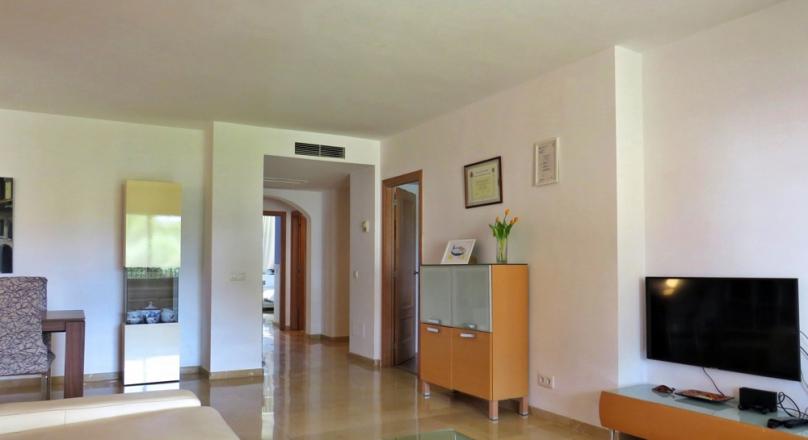 Santa Ponsa. Groomed. Bright. Generous floor plan. Your new apartment in Santa Ponsa.