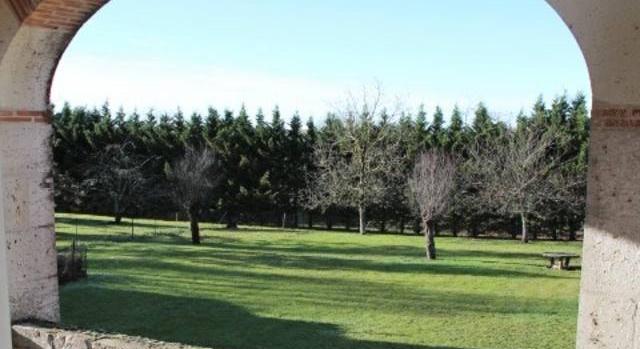 At the heart of a village 20 minutes from Moissac