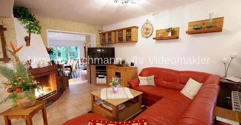 BERLIN-Mahlsdorf-Sur: Architect's house with winter garden