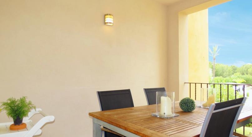 Santa Ponsa. Groomed. Bright. Generous floor plan. Your new apartment in Santa Ponsa.