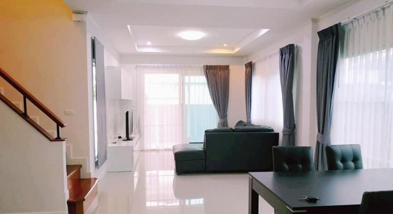 House for rent in the good location