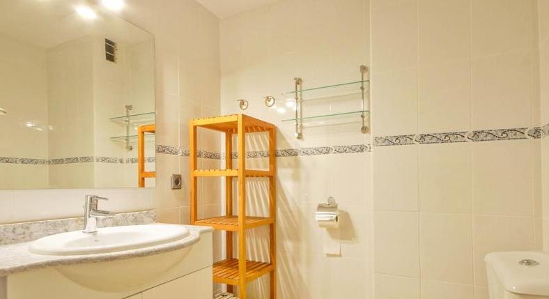 Jump almost straight into the sea. Apartment with sea view. Fully furnished.