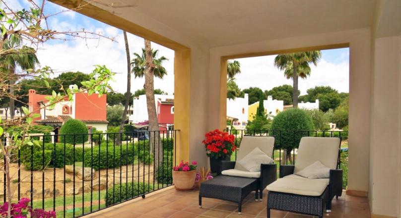 Santa Ponsa. Groomed. Bright. Generous floor plan. Your new apartment in Santa Ponsa.