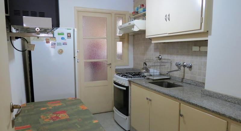  Title: Excellent 3 room apartment to buy with balcony! Very bright.