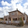 Stone house. 4 bedrooms. Very mallorquin. Euro 440,000, -. That's something to be proud of.
