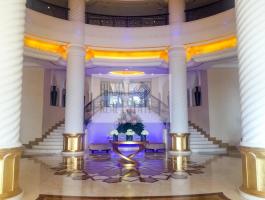 Brilliant Furnished Apartment in 5* Hotel