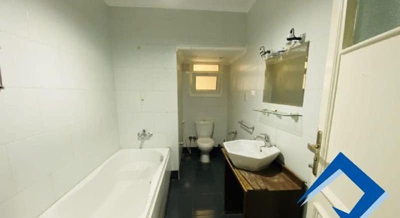 Totally brand new office in new maadi for rent 300 meters