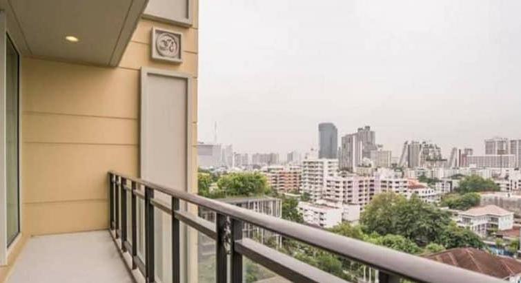 Hot price condo for rent at The Royce private Residences
