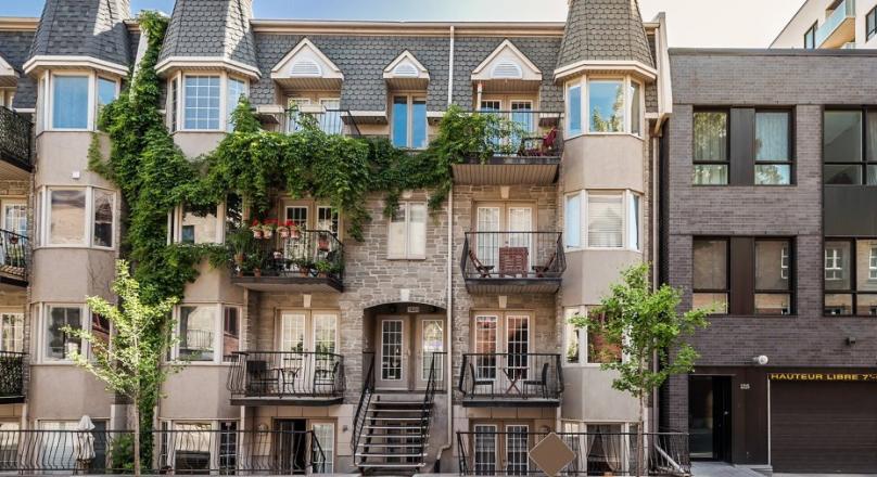 Entirely furnished and equipped apartment, large private terrace-available now!