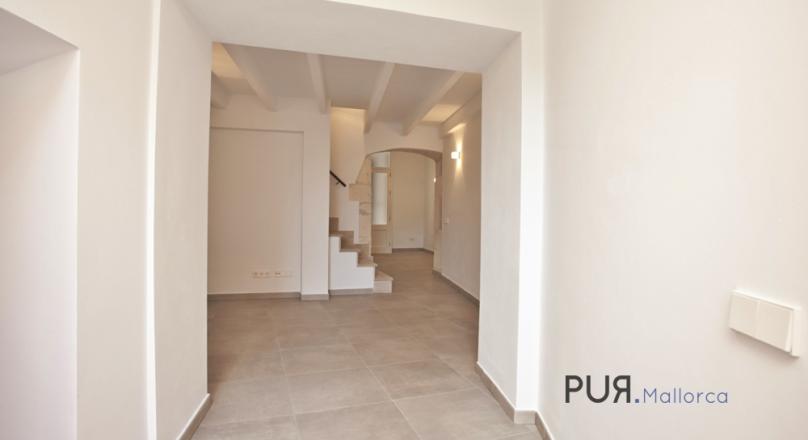 Town house. Completely renovated. Campanet. In the Tramuntana. Near Inca.