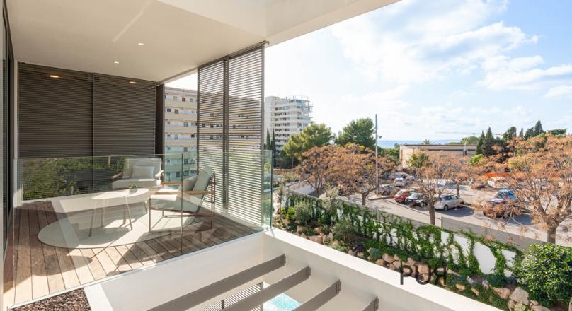 Apartment with garage and communal pool