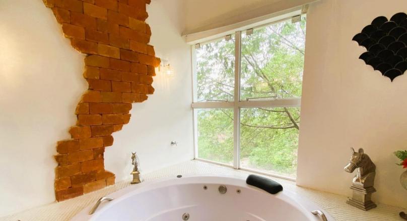 LUXURY INN FOR SALE IN PIRENÓPOLIS