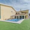 Spectacular 4 bedroom villa with swimming pool