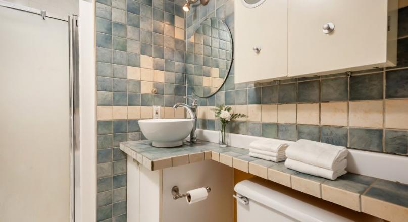 Entirely furnished and equipped apartment, large private terrace-available now!