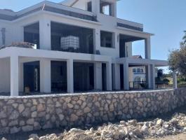 2 bedroom apartments