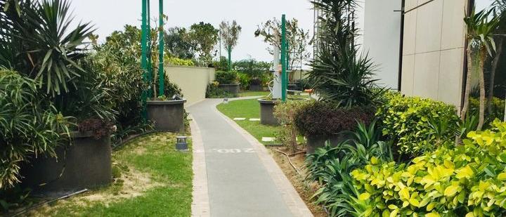 Mesmerizing 2 BR Apt In Fontana Gardens, EWA+WIFI+Housekeeping