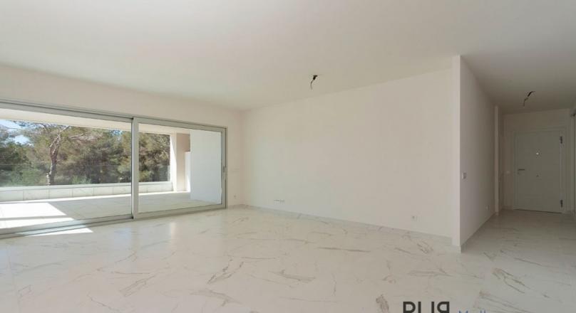 Nova Santa Ponsa. Apartment with lots of space. Mint condition. Year of construction 2019.