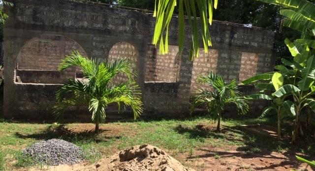 Cannes, California, villa with very large pool and large garage