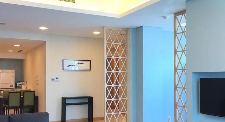 Mesmerizing 2 BR Apt In Fontana Gardens, EWA+WIFI+Housekeeping