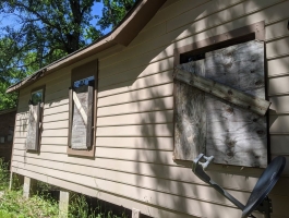 Full Reno Handy Man's Special - Great as a rental property!