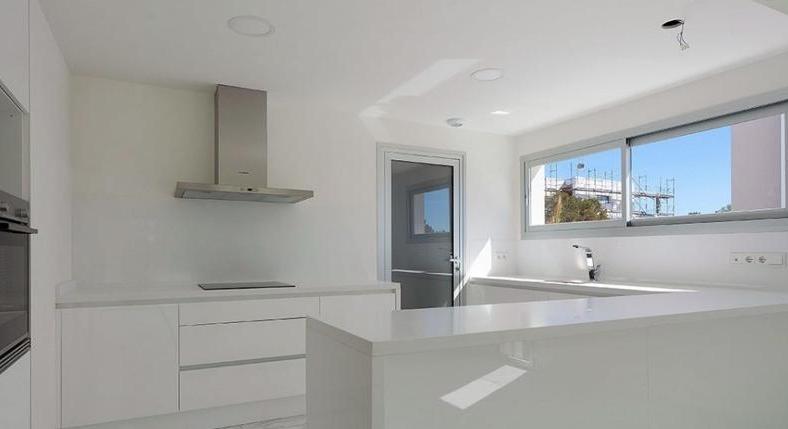 Apartment in Nova Santa Ponsa. After golfing in the evening to Port Adriano