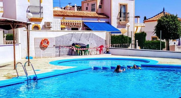 5811 CORNER TOWNHOUSE IN LOS ALTOS, TORREVIEJA