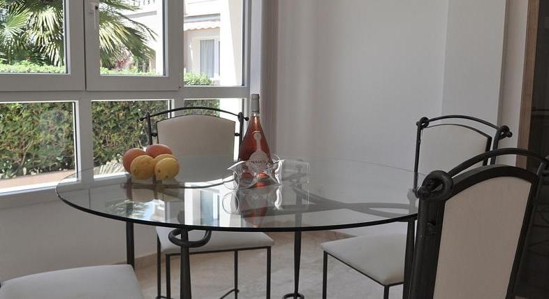 Not just for golf lovers. Santa Ponsa. Apartment. Quiet garden location.