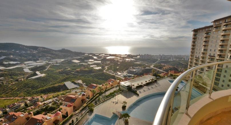 3 BEDROOMS SEA VIEW FURNISHED APARTMENT FOR SALE