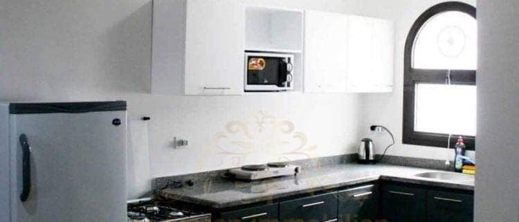 For sale apartment overlooking the sea and pool