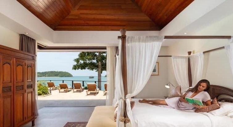 The ocean wraps this 1 facing the ocean of Rai.