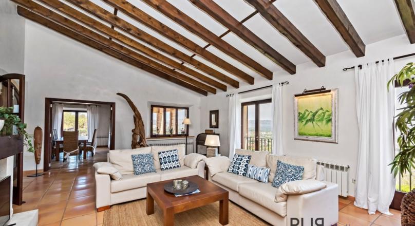 Arta. A finca. Like from a picture book. A lot of space. And with a view of the sea.