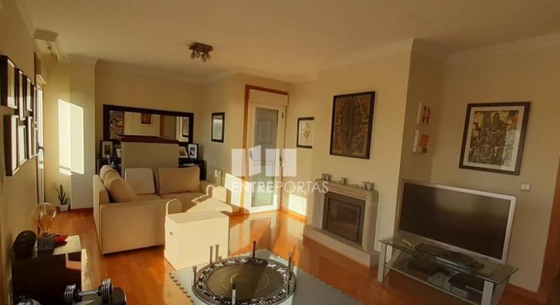 Fantastic 3 bedroom apartment, located on the 2nd beach line 