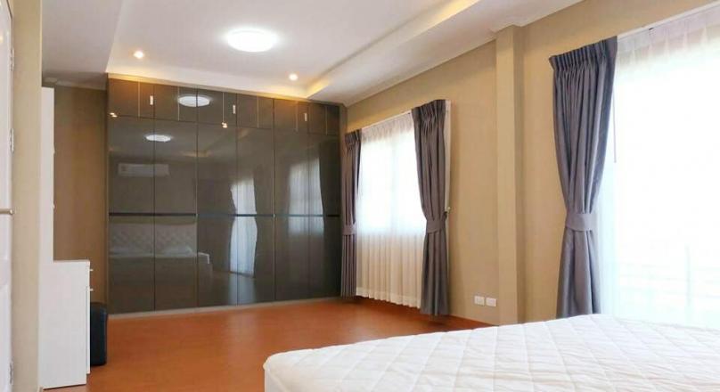 House for rent in the good location