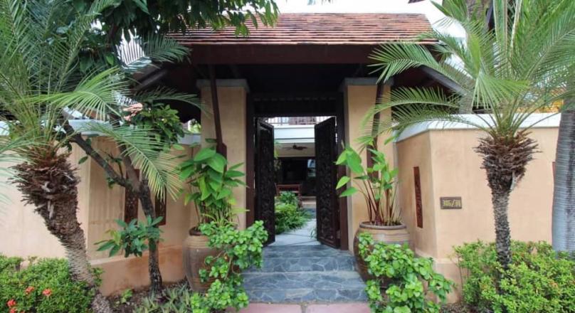 Pool villa for rent and sale
