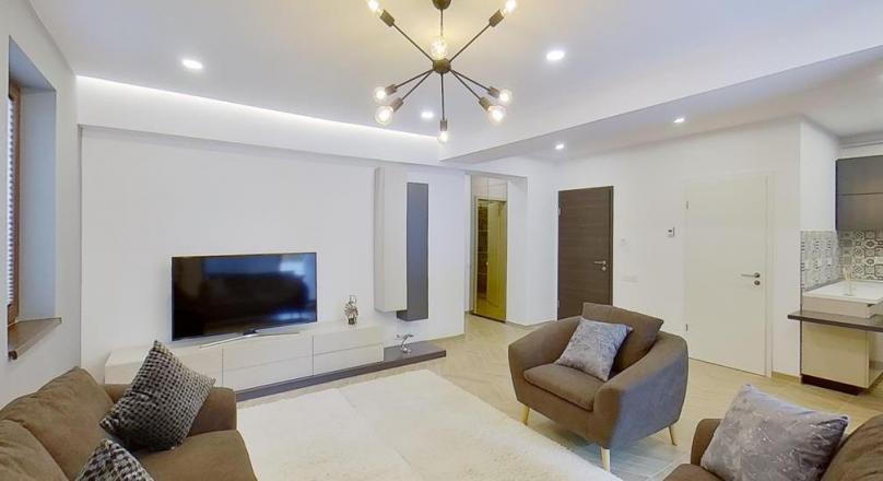 EXPLORE VIRTUALLY! LUX Class residence, with terrace and underground garage