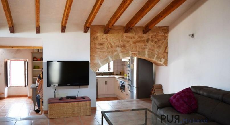 Capdepera. Town house. Very Mediterranean. With a large roof terrace.